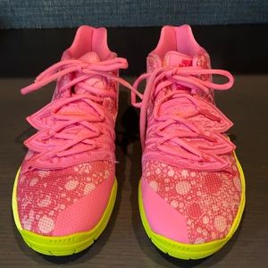 Kyrie 5 SpongeBob Squarepants "Patrick" Size 6